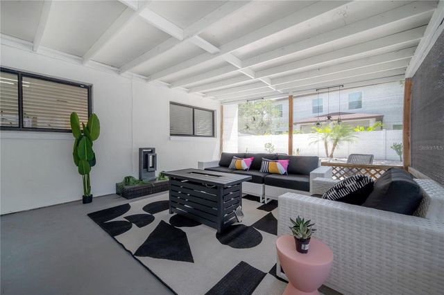 4316 S LOIS AVENUE, Tampa, FL 33611