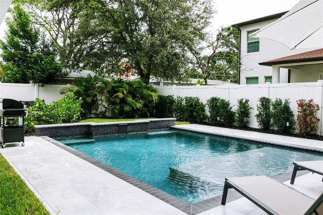 4316 S LOIS AVENUE, Tampa, FL 33611