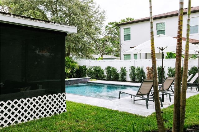 4316 S LOIS AVENUE, Tampa, FL 33611