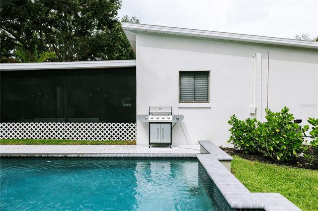 4316 S LOIS AVENUE, Tampa, FL 33611