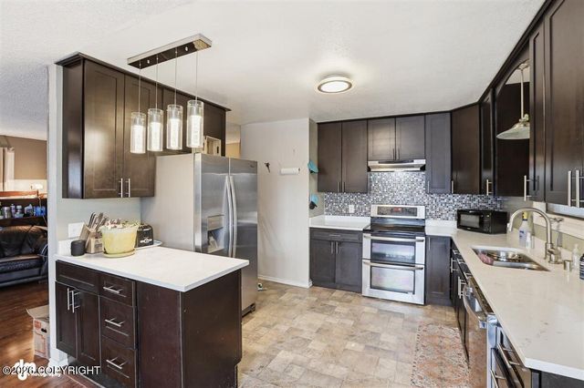 3144 Donington Drive, Anchorage, AK 99504
