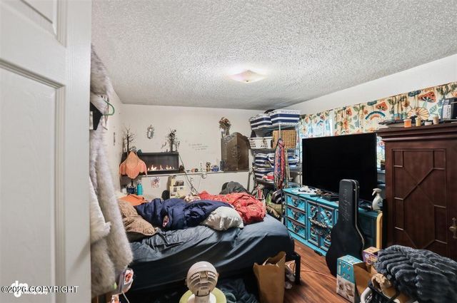 3144 Donington Drive, Anchorage, AK 99504