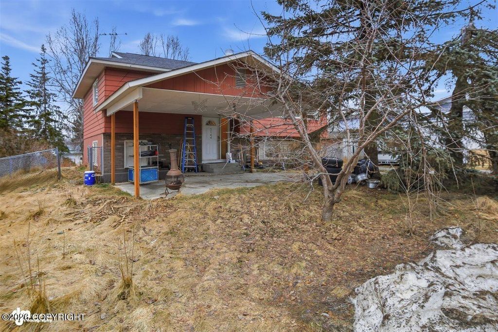 3144 Donington Drive, Anchorage, AK 99504