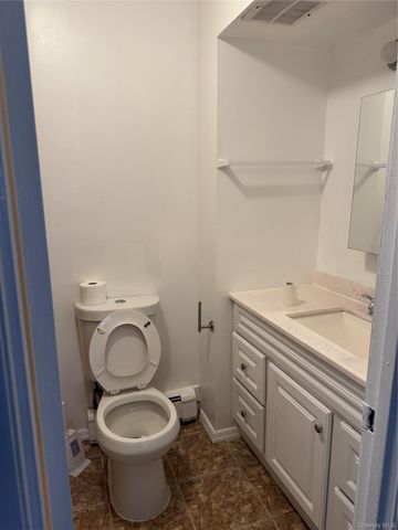 3535 Grace Avenue, Bronx, NY 10466