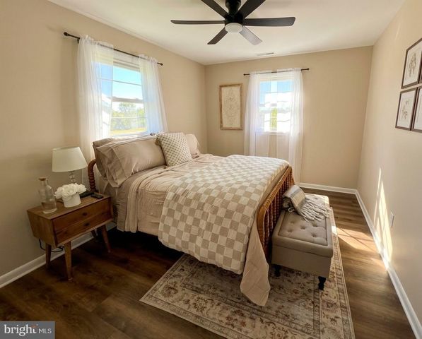 353 RITENOUR ST, Front Royal, VA 22630