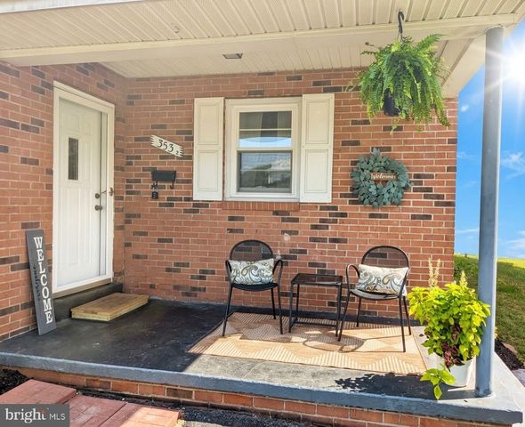 353 RITENOUR ST, Front Royal, VA 22630