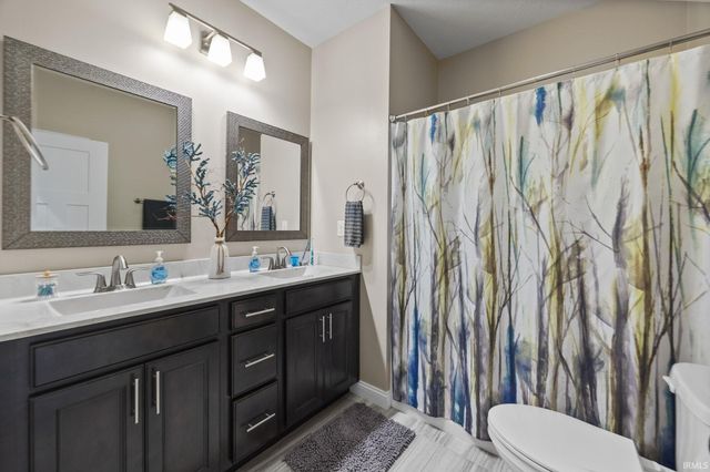 8337 Shepardson Creek Drive, Lafayette, IN 47905
