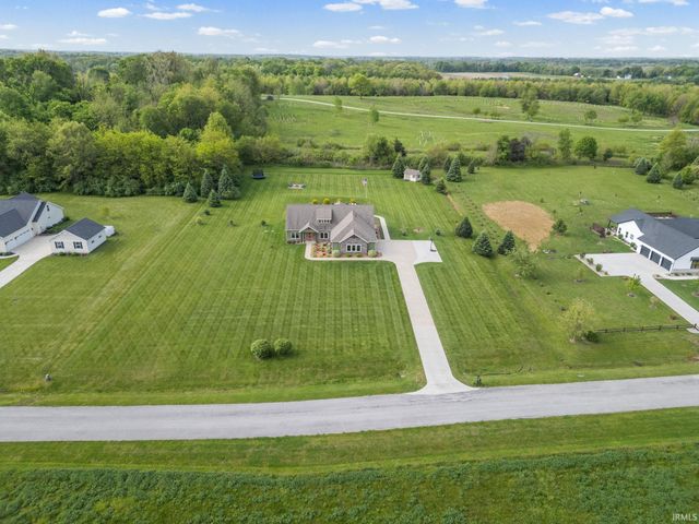 8337 Shepardson Creek Drive, Lafayette, IN 47905