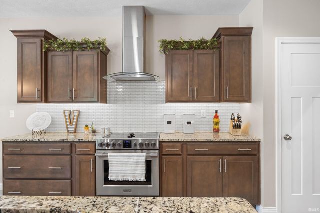 8337 Shepardson Creek Drive, Lafayette, IN 47905