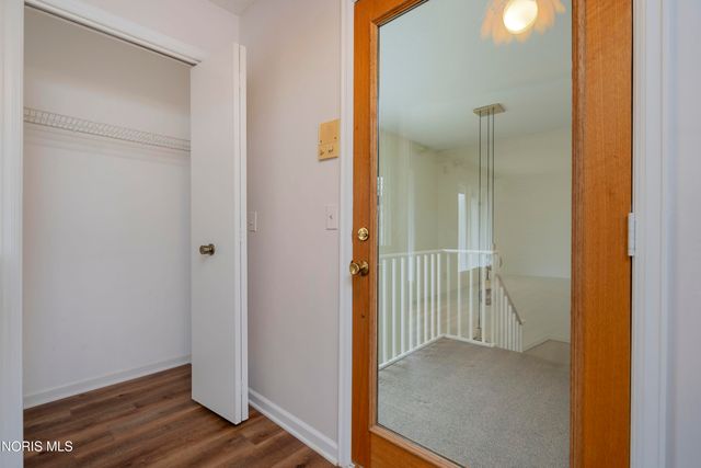 29644 E River Road, Perrysburg, OH 43551