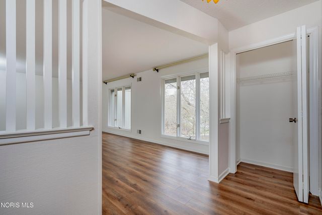 29644 E River Road, Perrysburg, OH 43551