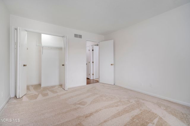 29644 E River Road, Perrysburg, OH 43551