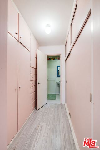 741 N Clybourn Avenue, Burbank, CA 91505