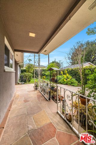 741 N Clybourn Avenue, Burbank, CA 91505