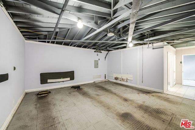 741 N Clybourn Avenue, Burbank, CA 91505