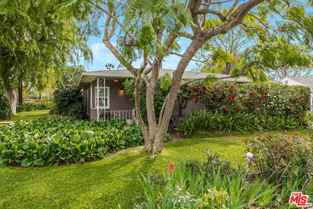 741 N Clybourn Avenue, Burbank, CA 91505