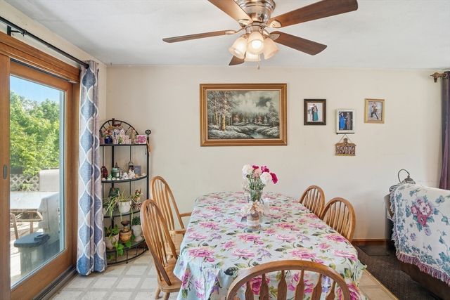 3 Birchmont St, Tyngsborough, MA 01879