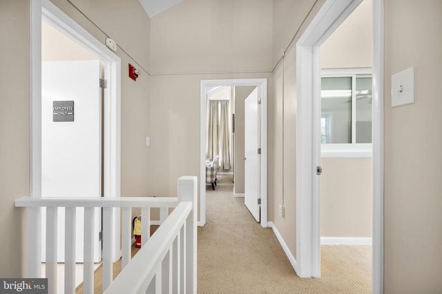 100 HOLLY DELL DR, Sewell, NJ 08080