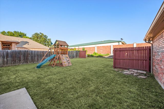 405 Brazil Drive, Hurst, TX 76054