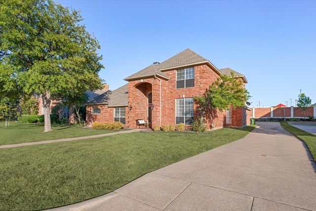 405 Brazil Drive, Hurst, TX 76054
