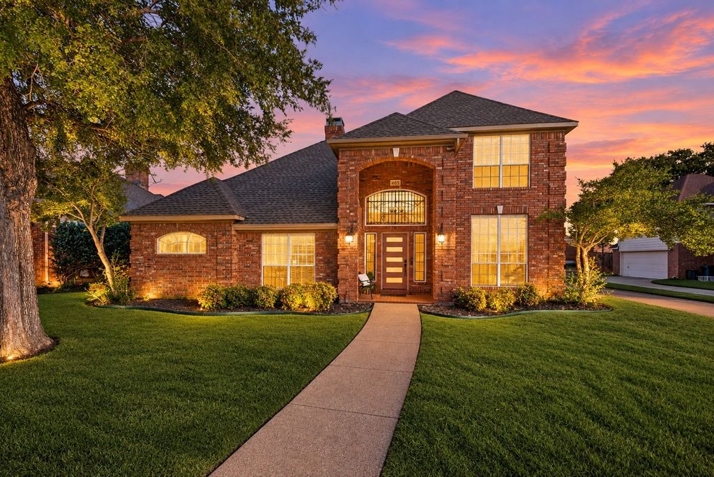 405 Brazil Drive, Hurst, TX 76054