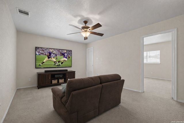 6818 Crest, Live Oak, TX 78233