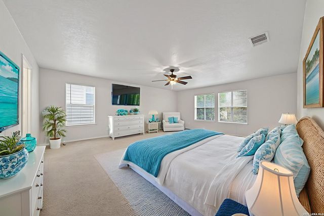 6818 Crest, Live Oak, TX 78233