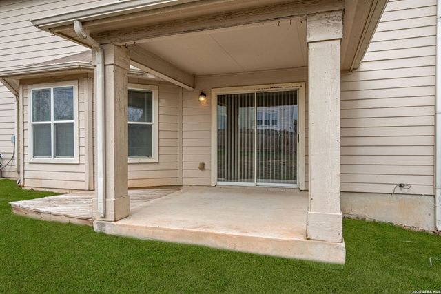 6818 Crest, Live Oak, TX 78233