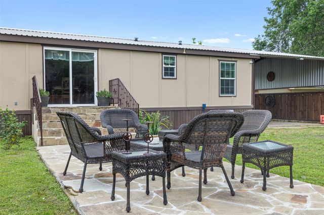 857 E Guadalupe Street, La Grange, TX 78945
