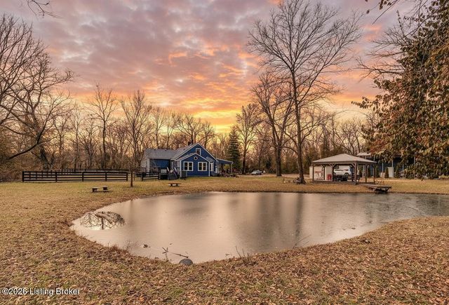 219 Wood Rd, Louisville, KY 40222