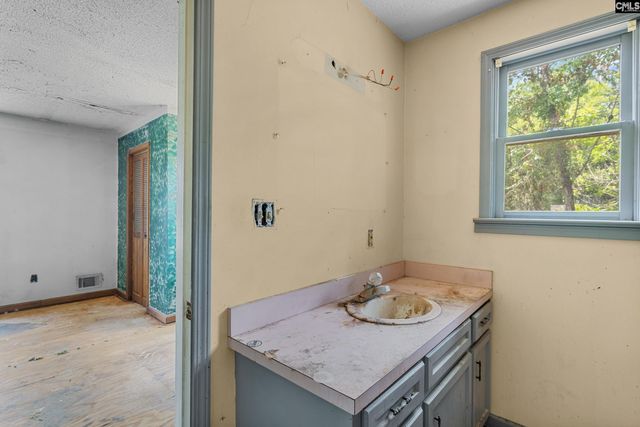 440 Harmon Road, Hopkins, SC 29061