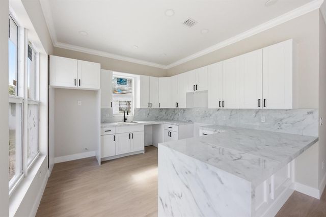 1705 NW 15th Street, Fort Lauderdale, FL 33311