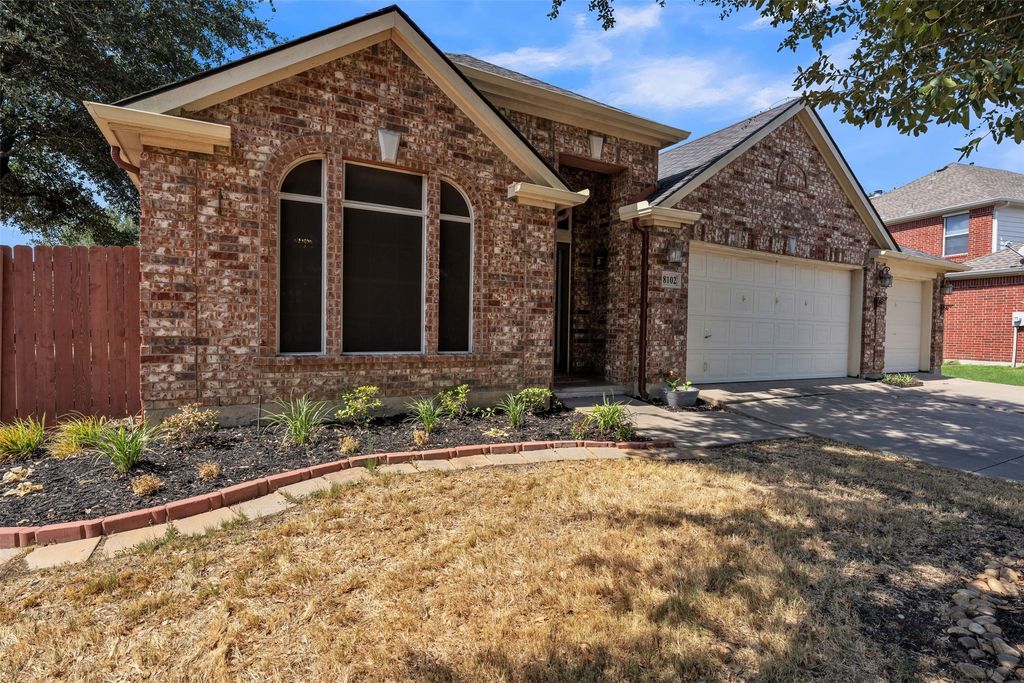 8102 Mansanillo Court, Arlington, TX 76002 — photo 2