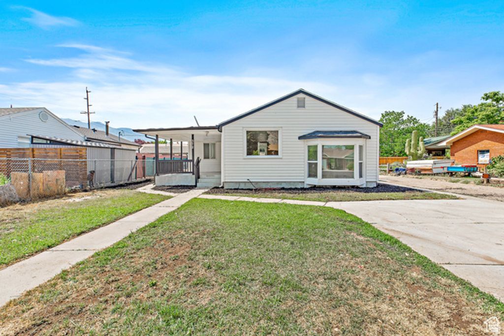372 E 400 N, Springville, UT 84663