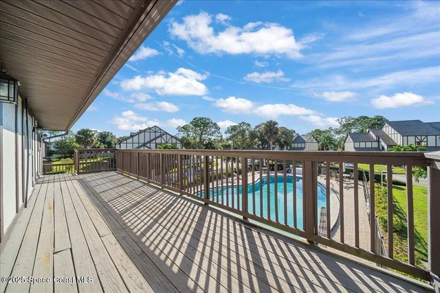 707 Greenwood Manor Circle, West Melbourne, FL 32904