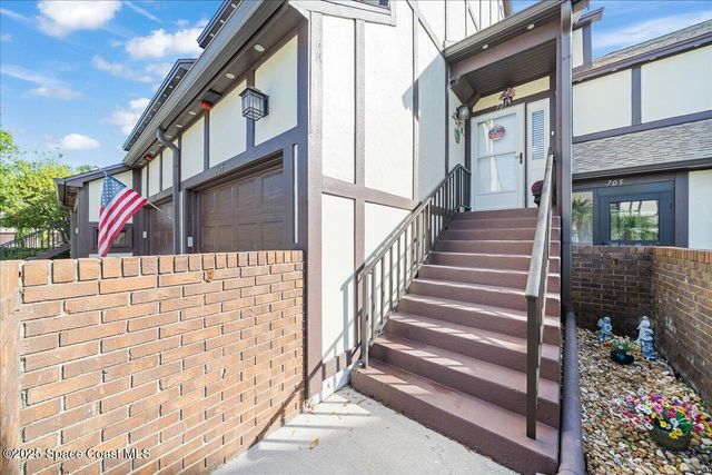 707 Greenwood Manor Circle, West Melbourne, FL 32904