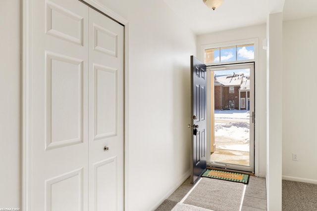 28241 S Pointe Lane, Chesterfield Twp, MI 48051