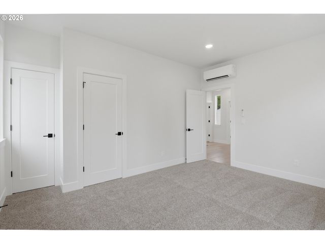 4620 Se JENNINGS Ave, Milwaukie, OR 97267