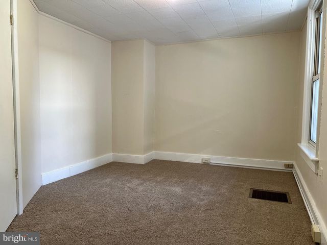 323 HOOD ST, Chambersburg, PA 17202