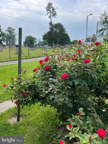 323 HOOD ST, Chambersburg, PA 17202