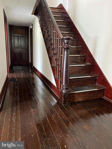 323 HOOD ST, Chambersburg, PA 17202