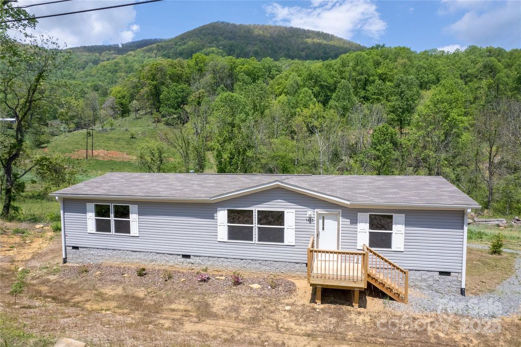 1455 Newfound Road, Leicester, NC 28748