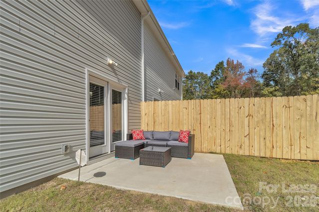 12840 Statesville Road B, Huntersville, NC 28078
