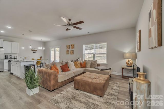 12840 Statesville Road B, Huntersville, NC 28078