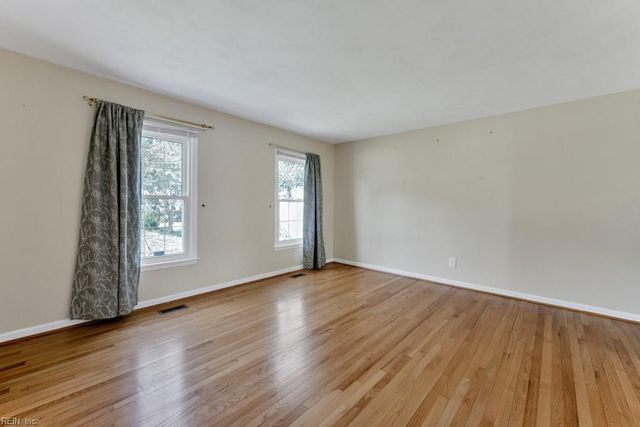 5308 Sidney CT, Virginia Beach, VA 23464