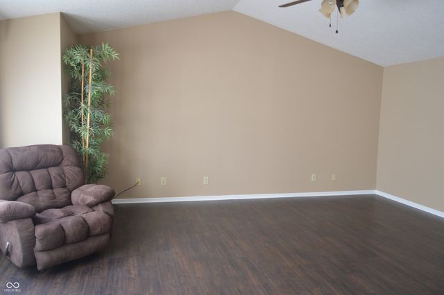 5957 N Attleburg Drive, Mccordsville, IN 46055