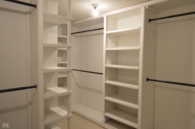 5957 N Attleburg Drive, Mccordsville, IN 46055