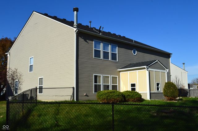 5957 N Attleburg Drive, Mccordsville, IN 46055