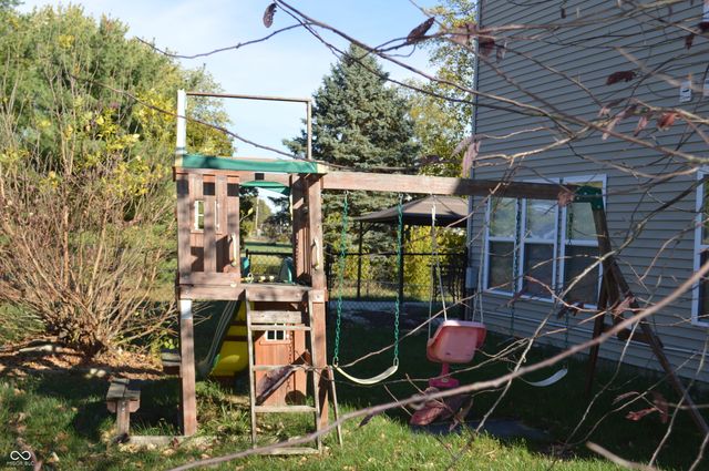 5957 N Attleburg Drive, Mccordsville, IN 46055