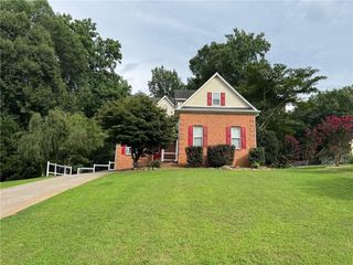 522 Morgan Court, Hampton, GA 30228